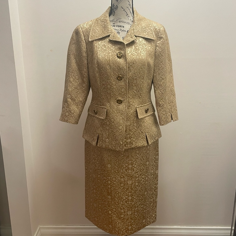 Vintage DONCASTER Sz 8 Wool Blend Gold Brocade Skirt Suit 3/4 Sleeve Lined EUC